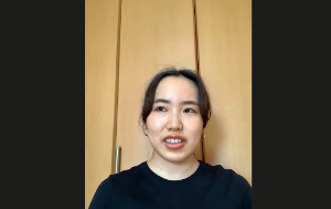 りりさんインタビューの様子